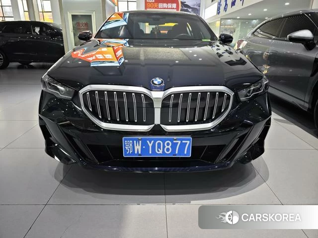 BMW 5 series 2025 Черный из Китая, фото 6