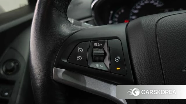 Chevrolet (GM Daewoo) The New Trax 2022 Белый из Кореи, фото 6