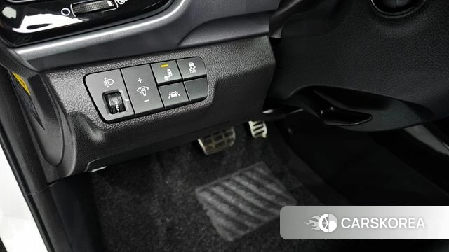 Kia Stonic 2018 Белый из Кореи, фото 6