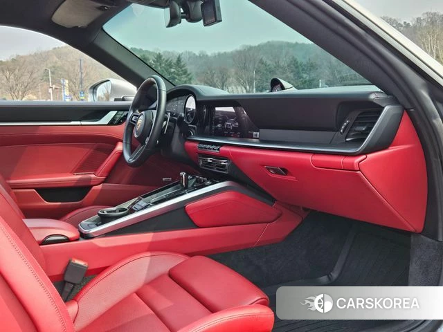 Porsche 911(992) 2020 Серебряный из Кореи, фото 6