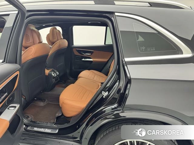 Mercedes-Benz GLC 2024 Черный из Китая, фото 6