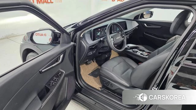 Kia EV6 2022 Черный из Кореи, фото 6