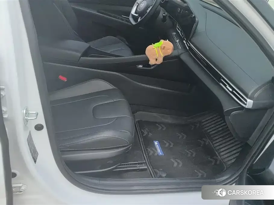 Hyundai Elantra 2024 Белый из Китая, фото 6