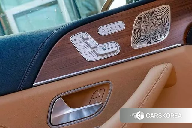 Mercedes-Benz GLS 2025 Синий из Китая, фото 6