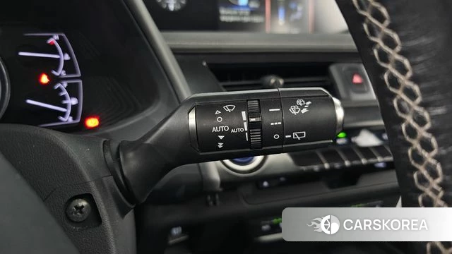 Lexus UX250h 2019 Белый из Кореи, фото 6