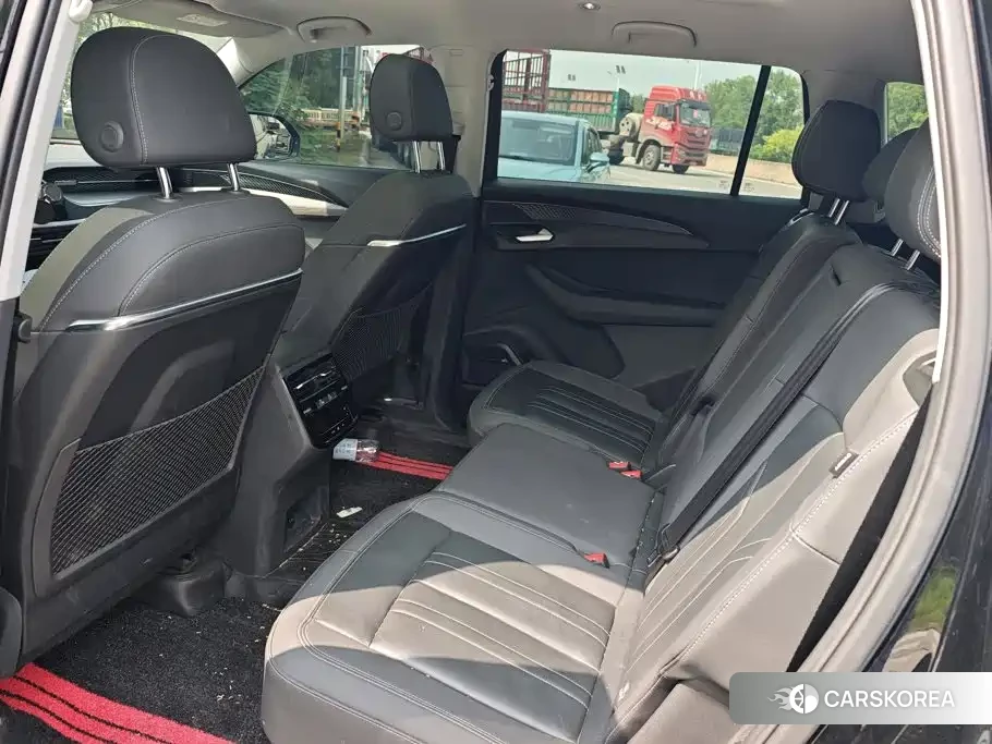 Audi Q6 2025 Черный из Китая, фото 6