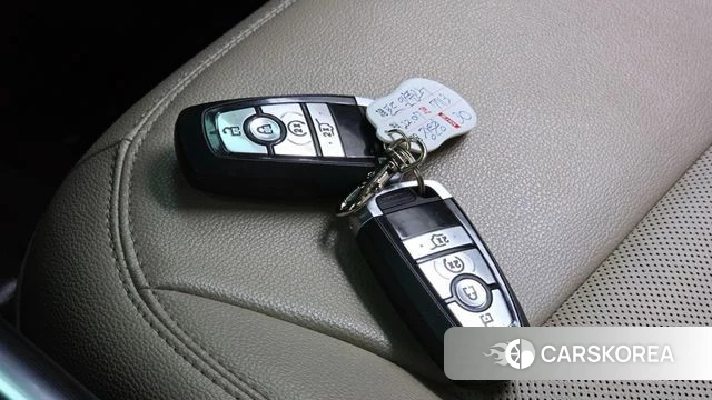 Ford Explorer 6th Generation 2022 Черный из Кореи, фото 6
