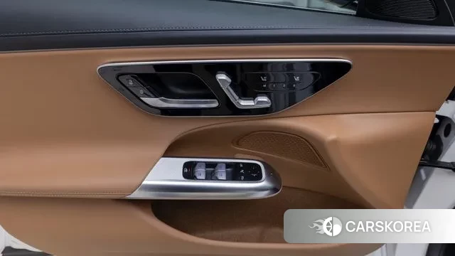 Mercedes-Benz E-Class W214 2024 Белый из Кореи, фото 6