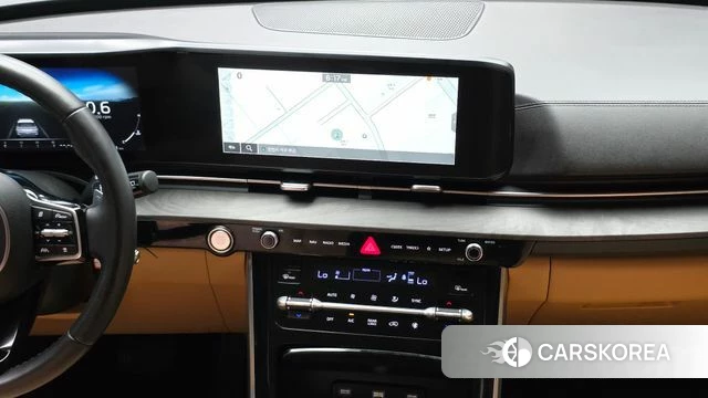 Kia Carnival 4th generation 2022 Серебряный из Кореи, фото 6
