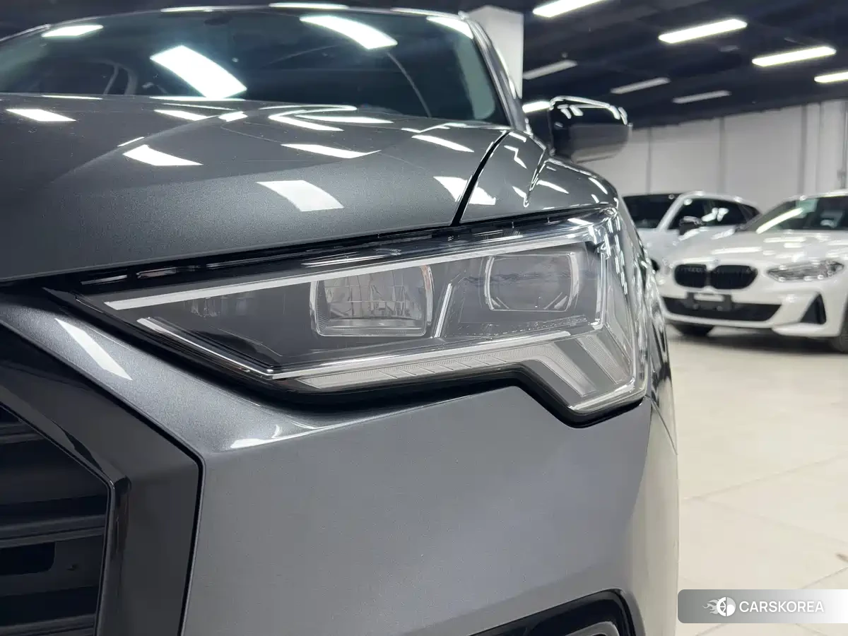 Audi Q3 2022 Silver/gray из Китая, фото 6