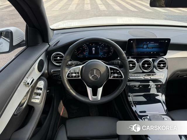 Mercedes-Benz GLC 2021 Белый из Китая, фото 6