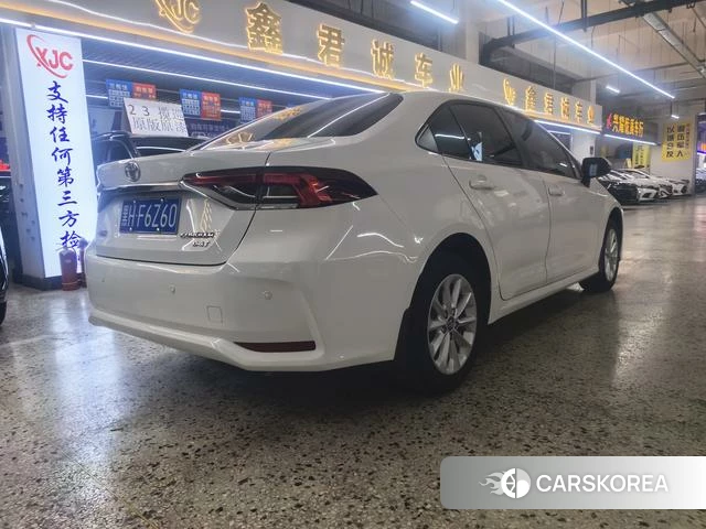 Toyota Corolla 2022 Белый из Китая, фото 6
