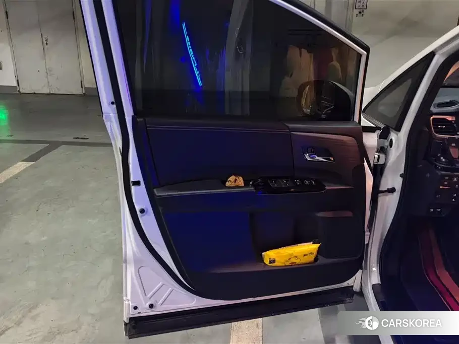 Honda Odyssey 2022 Белый из Китая, фото 6