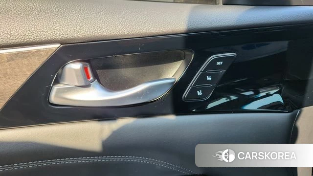 Kia K7 Premier 2021 Черный из Кореи, фото 6