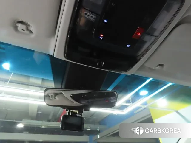 Hyundai Staria 2025 Белый из Кореи, фото 6