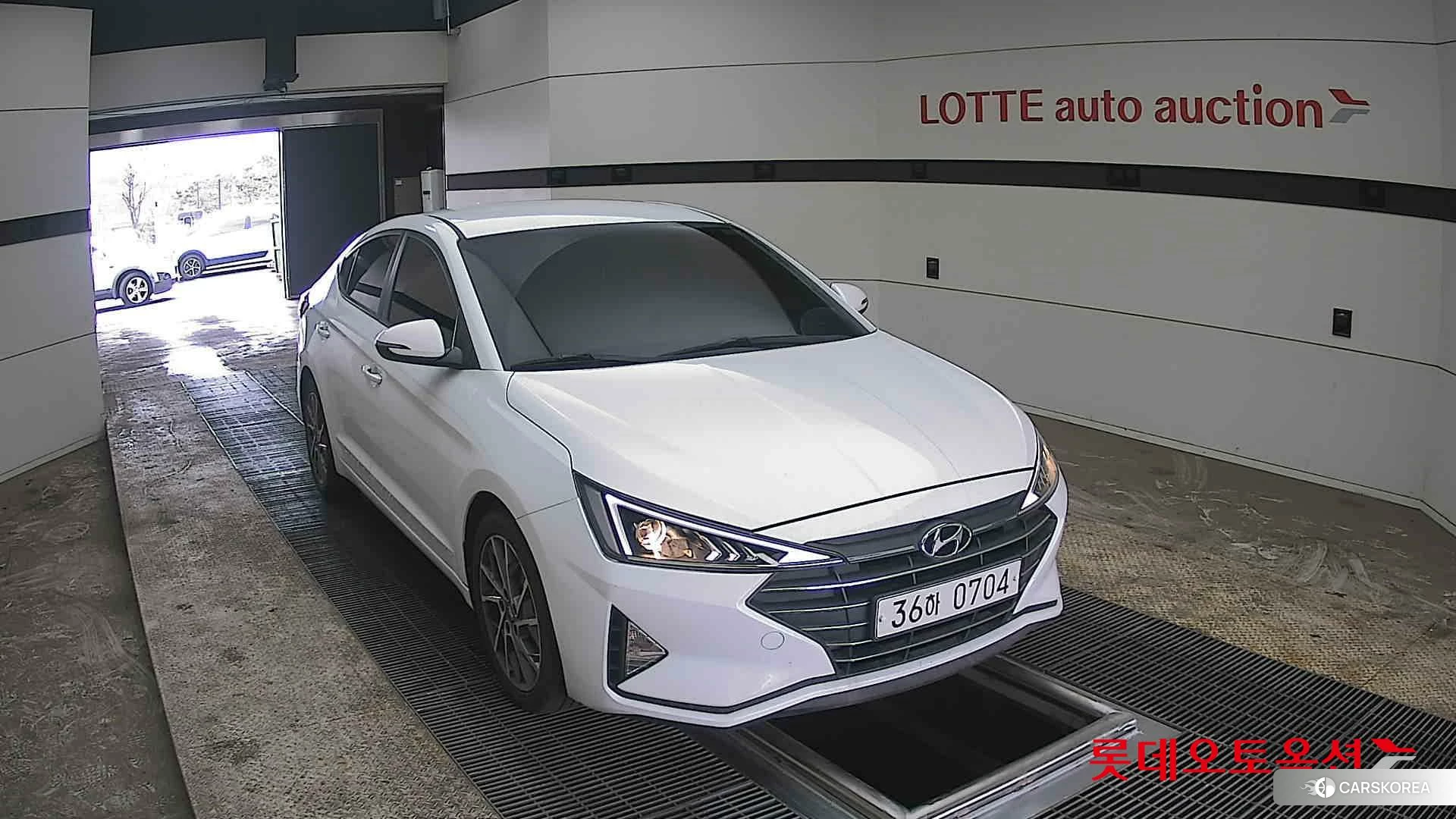 Hyundai Avante 2020 Polar White из Кореи, фото 6