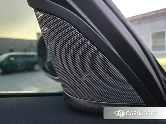 BMW 5 Series (G30) 2022 Черный двухцветный из Кореи, фото 6