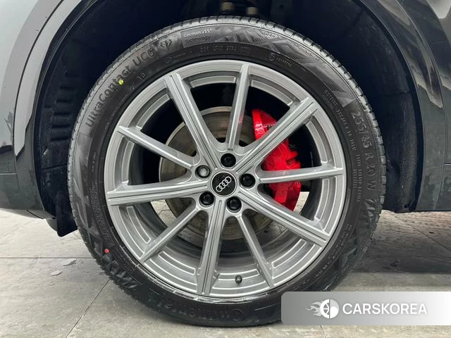 Audi Q5L 2024 Черный из Китая, фото 6