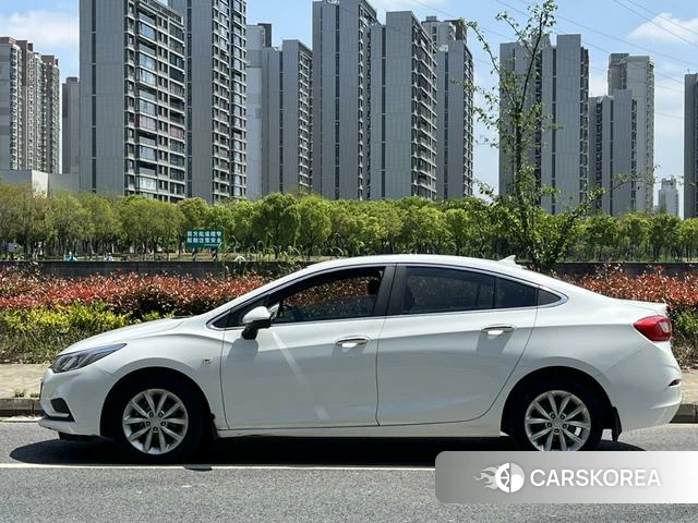 Chevrolet Cruze 2018 Белый из Китая, фото 6