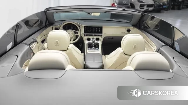 Bentley Continental GT 4th Generation 2025 Жемчужный цвет из Кореи, фото 6