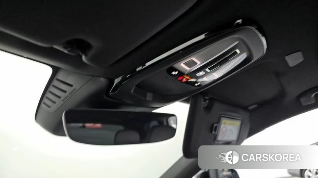 Volvo XC60 second Generation 2022 Черный из Кореи, фото 6