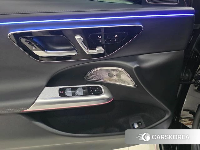 Mercedes-Benz E-Class W214 2024 Черный из Кореи, фото 6