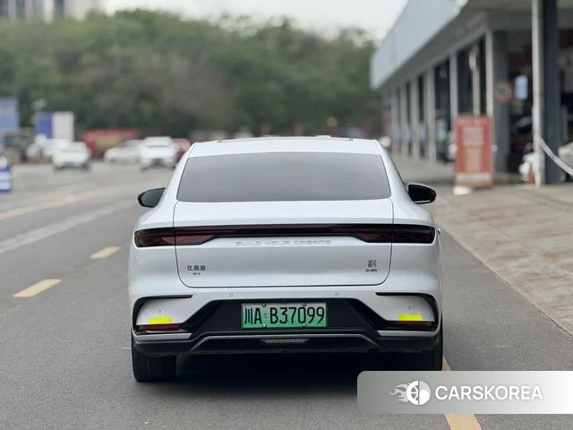 BYD Han EV 2022 Белый из Китая, фото 6