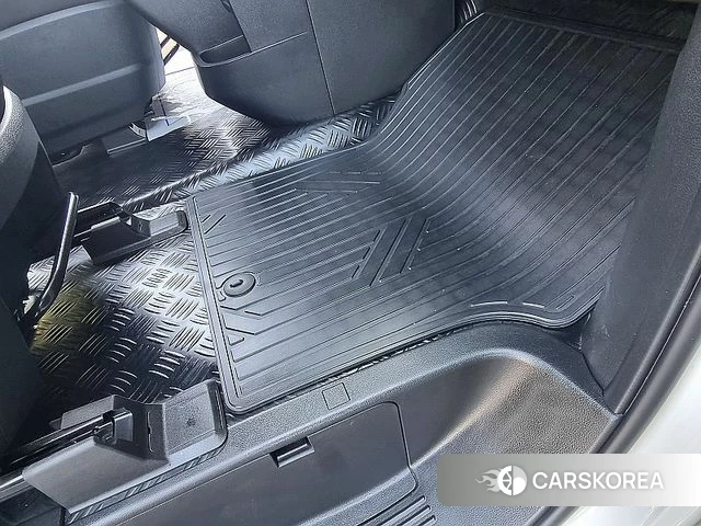 Hyundai Staria 2021 Белый из Кореи, фото 6