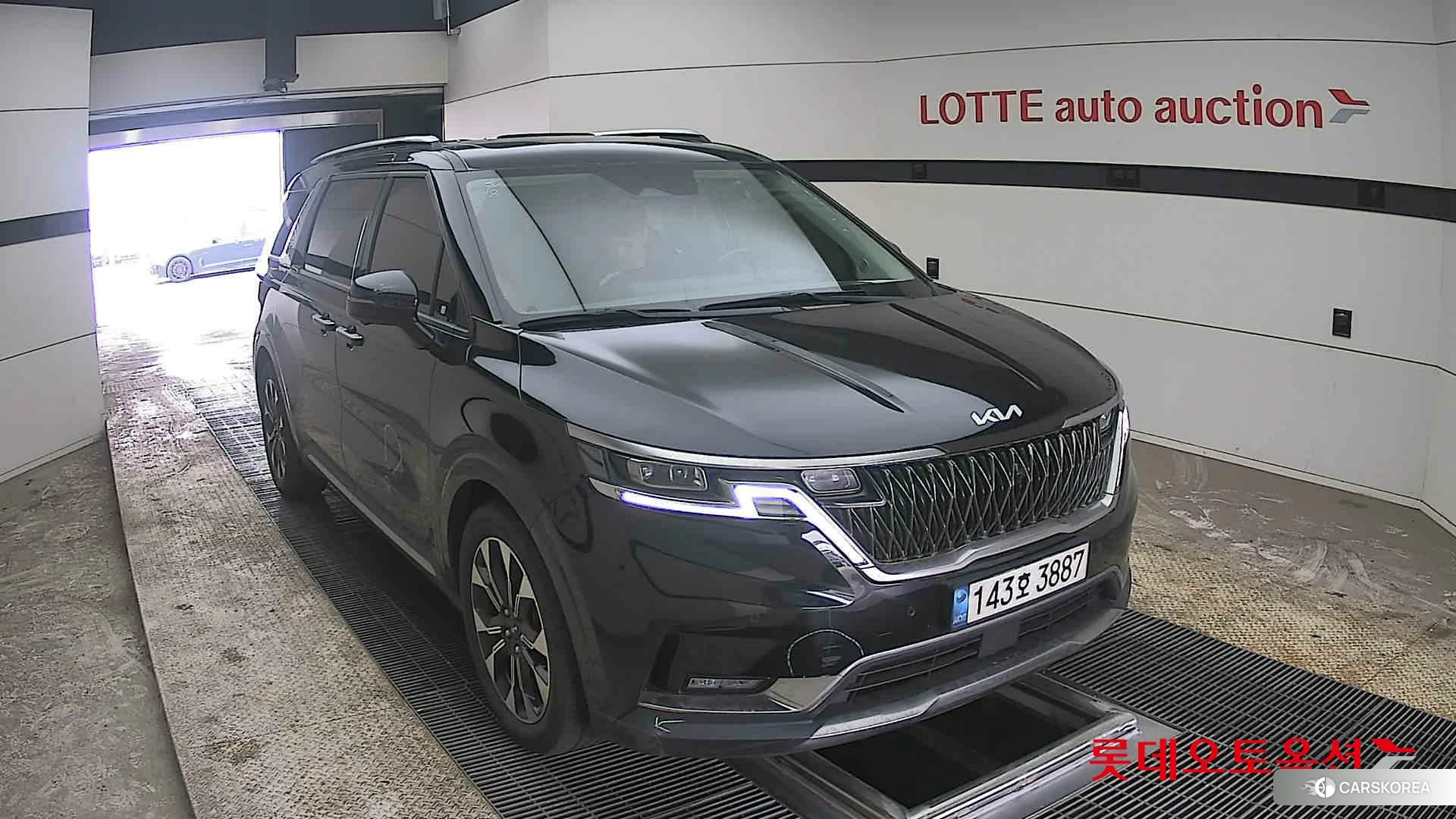 Kia Carnival 2022 Черный из Кореи, фото 6