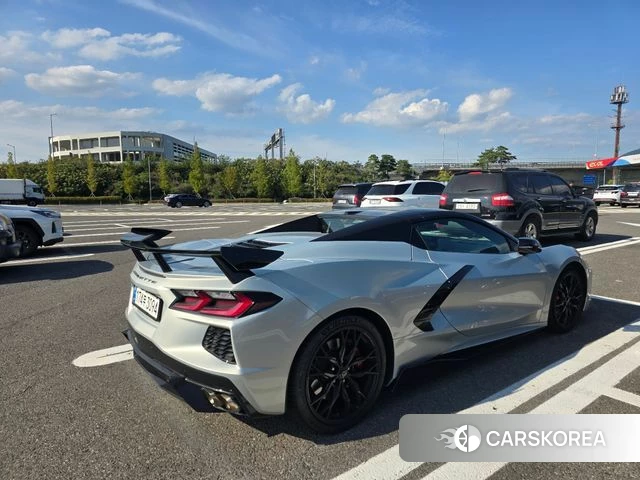 Chevrolet Corvette 2023 Серебристо-серый из Кореи, фото 6