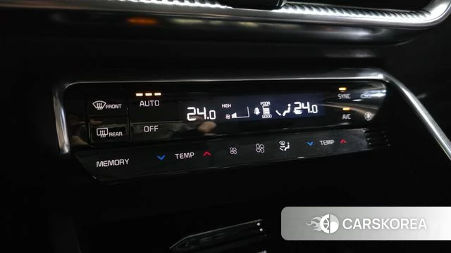 Kia K5 3rd generation 2022 Черный из Кореи, фото 6