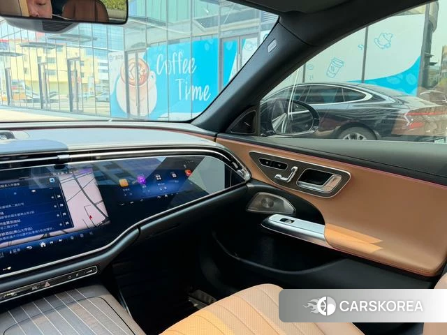 Mercedes-Benz E-class 2024 Черный из Китая, фото 6