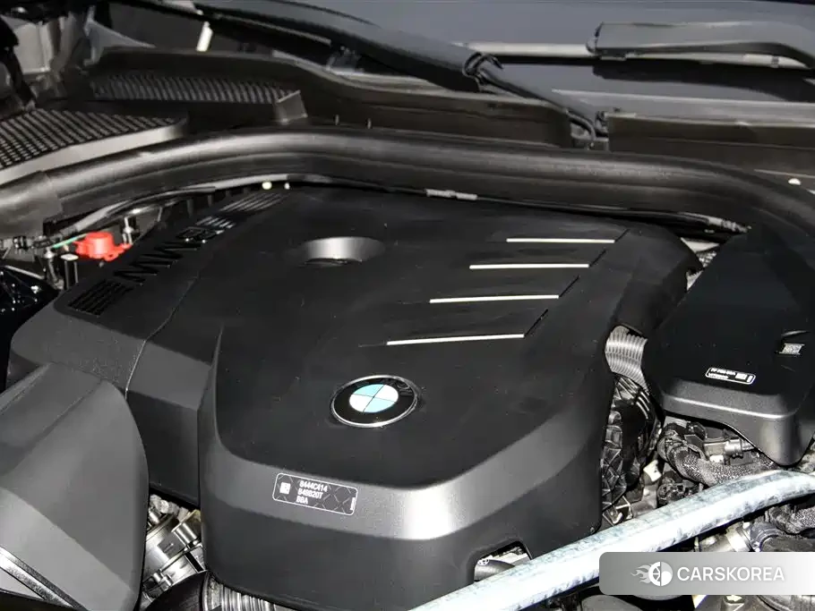 BMW 5 series 2025 Черный из Китая, фото 6