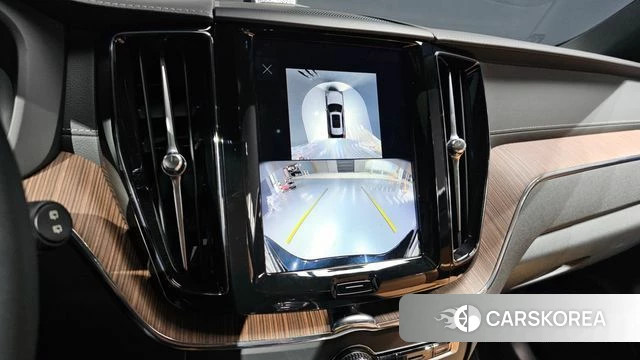 Volvo XC60 second Generation 2023 Черный из Кореи, фото 6