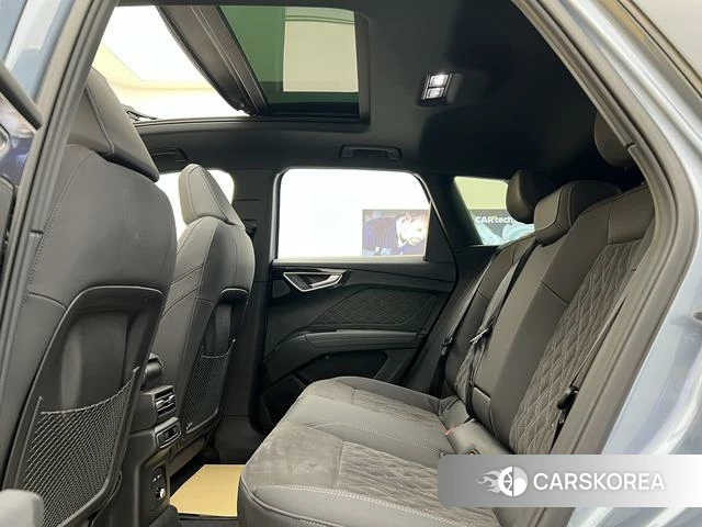 Audi Q4 e-tron 2024 Синий из Китая, фото 6