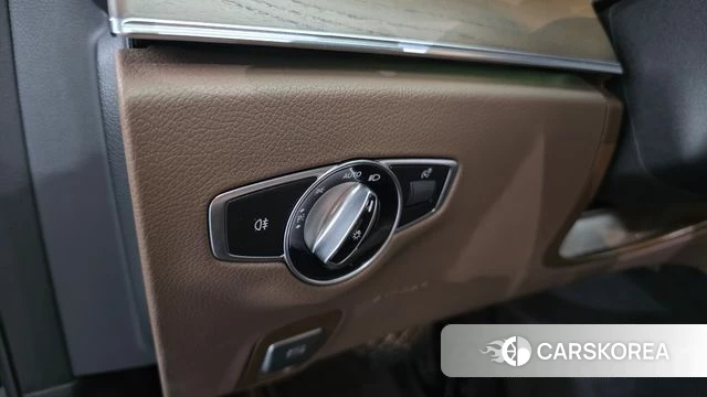 Mercedes-Benz E-Class W213 2021 Черный из Кореи, фото 6