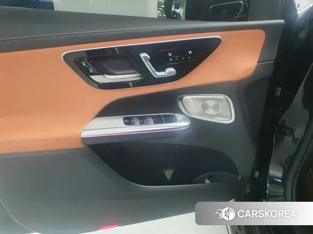 Mercedes-Benz GLC-Class X254 2025 Черный из Кореи, фото 6