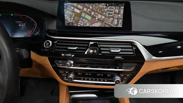 BMW 5 Series (G30) 2020 Черный из Кореи, фото 6