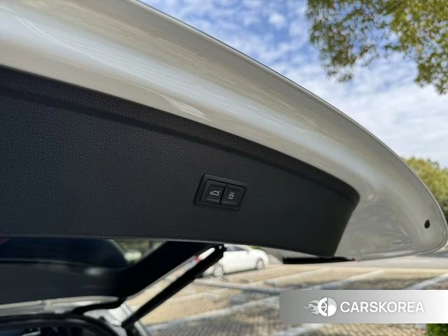 Audi Q5L 2021 Белый из Китая, фото 6