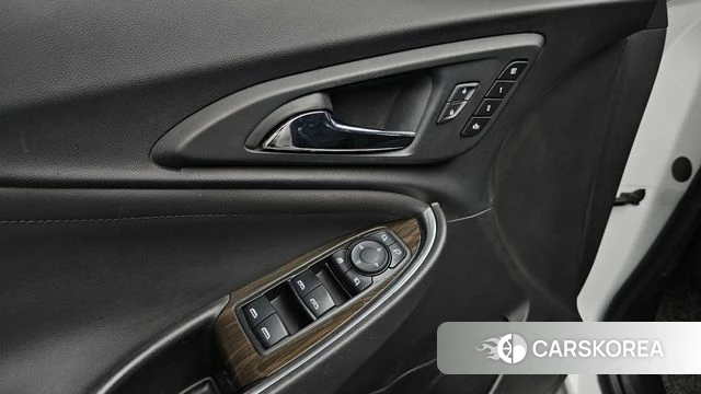 Chevrolet (GM Daewoo) The New Malibu 2019 Белый из Кореи, фото 6
