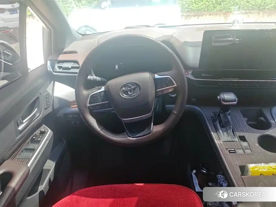 Toyota Granvia 2025 Белый из Китая, фото 6