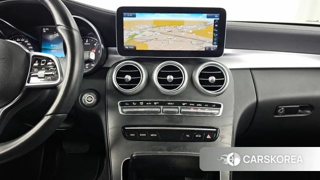 Mercedes-Benz C-Class W205 2019 Белый из Кореи, фото 6