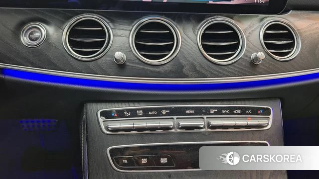 Mercedes-Benz E-Class W213 2021 Белый из Кореи, фото 6
