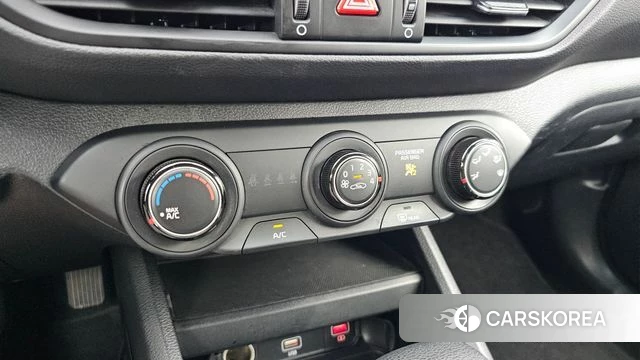 Kia The New K3 2nd generation 2022 Белый из Кореи, фото 6
