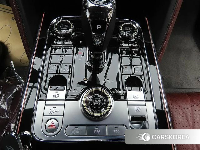 Bentley Flying Spur 3rd Generation 2022 Белый из Кореи, фото 6