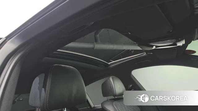 BMW 5 Series (G30) 2018 Серебристо-серый из Кореи, фото 6