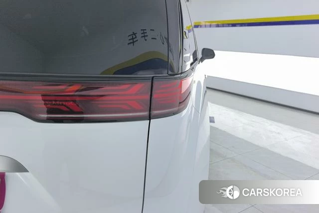 Denza D9 DM 2023 Белый из Китая, фото 6