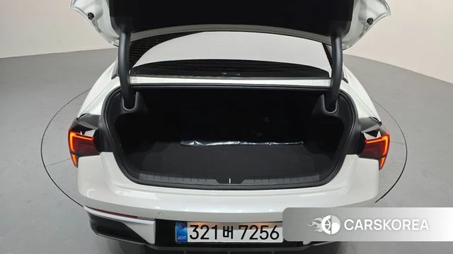 Kia The New K5 3rd generation 2026 Белый из Кореи, фото 6