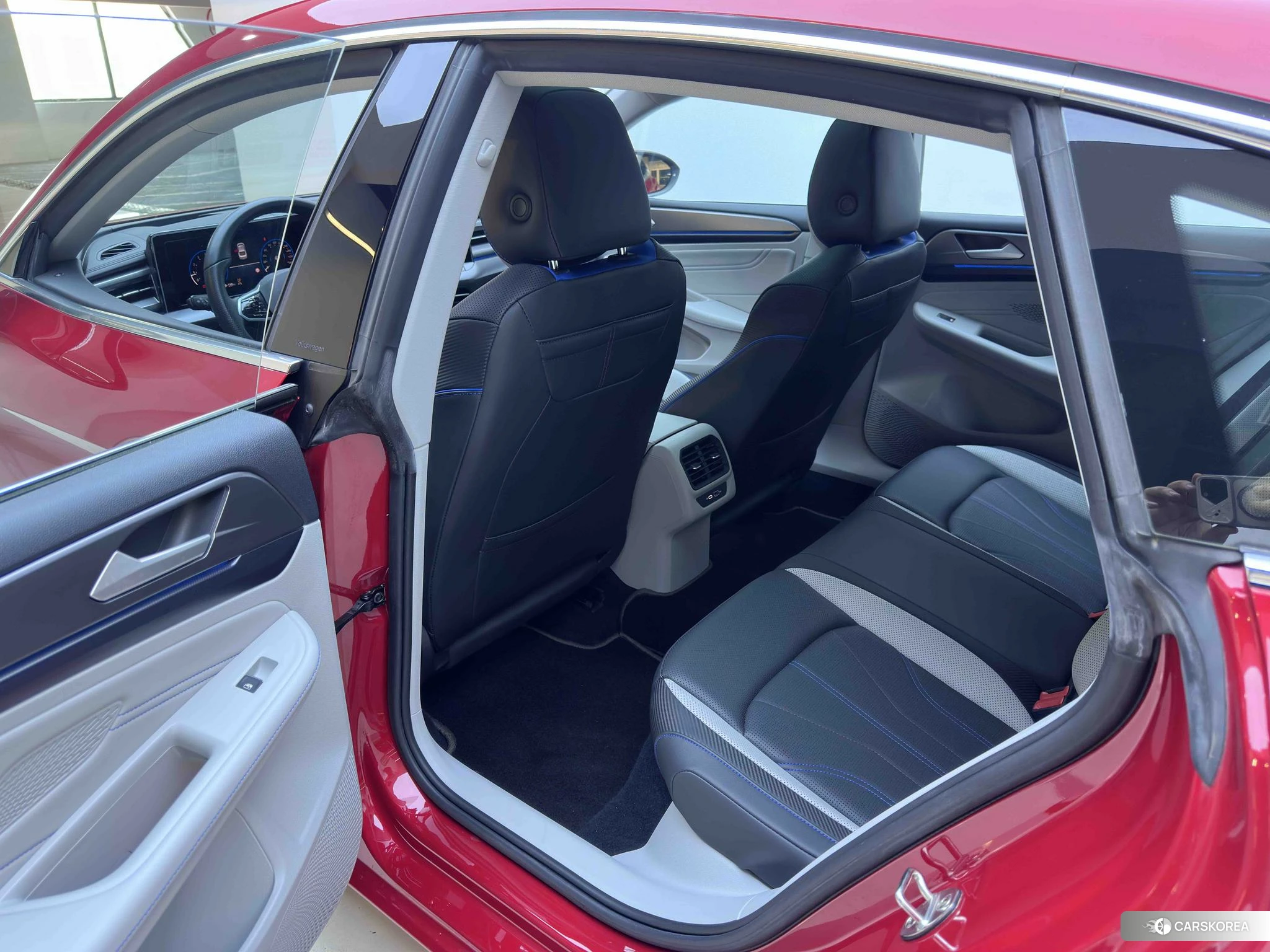 Volkswagen Lingdu 2022 Красный из Китая, фото 6