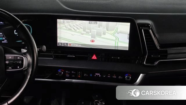 Kia Sportage 5th Generation 2023 Белый из Кореи, фото 6